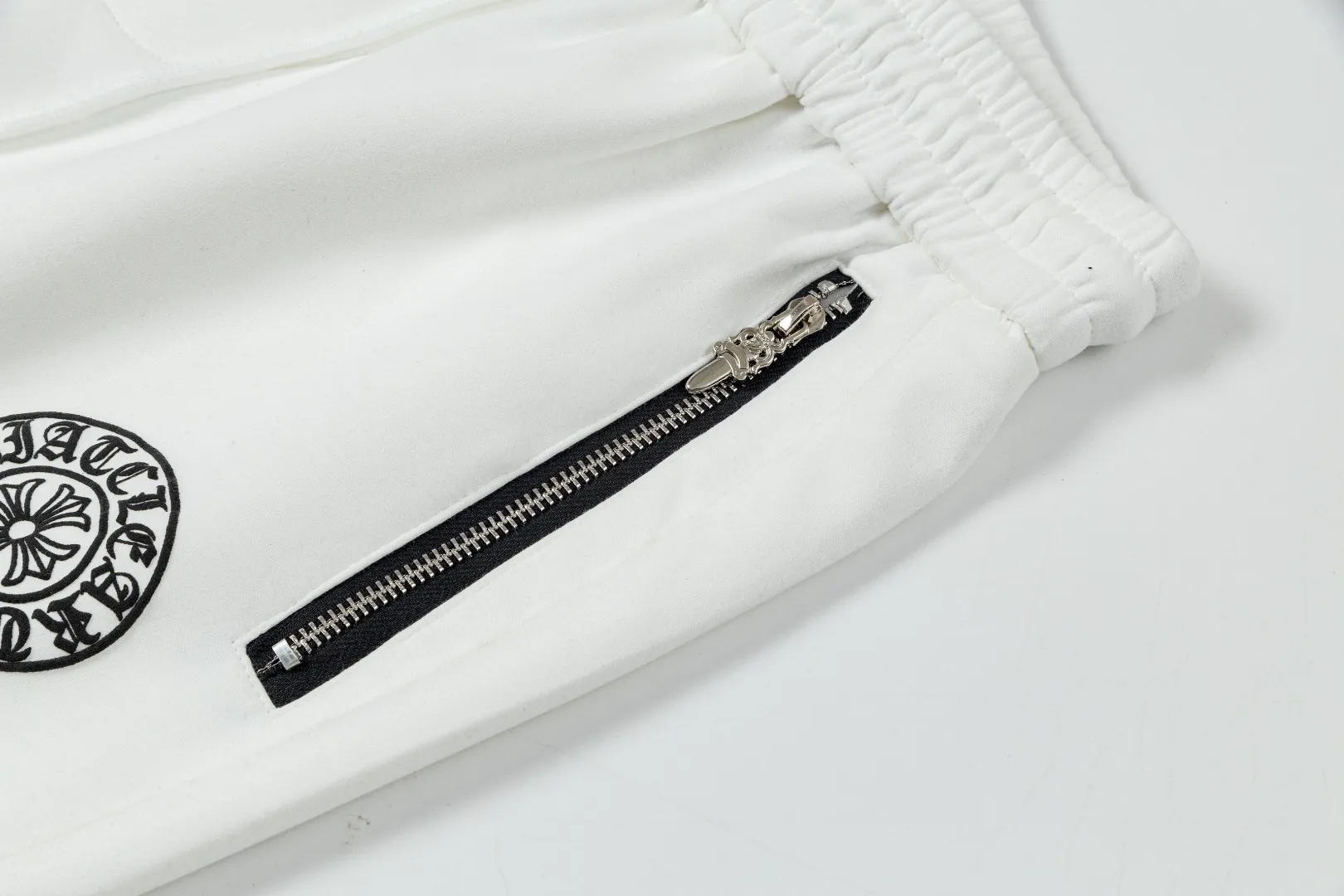 ~ New Arrival， 。 Versatile、 ， ， 。Premium ， ， 。M-3x L